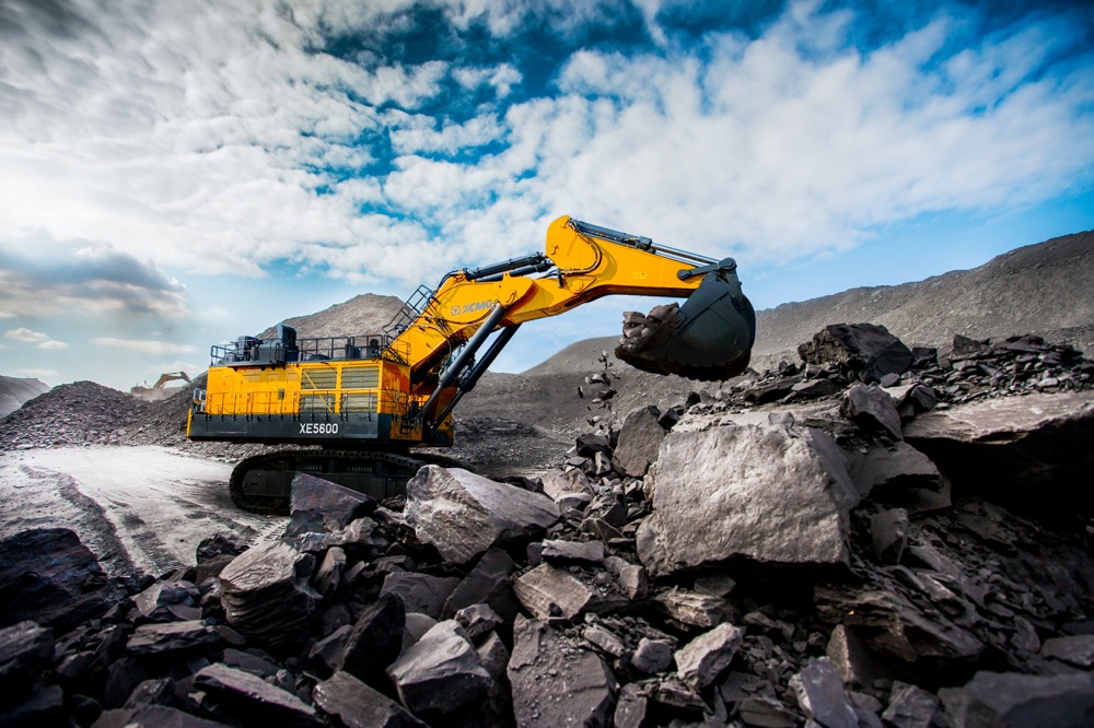 首次出海！徐工XE5600矿用挖掘机成功交付