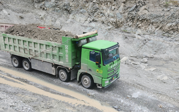 铸就信赖基石，徐工汽车匠心打造可靠新能源重卡